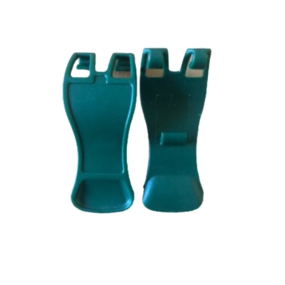 Green replacement cage clips for guinea pig cage, pair of plastic clips.
